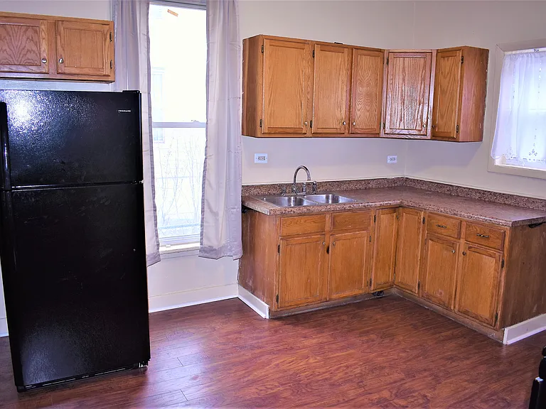 4835 W Congress Pkwy — Photo 10