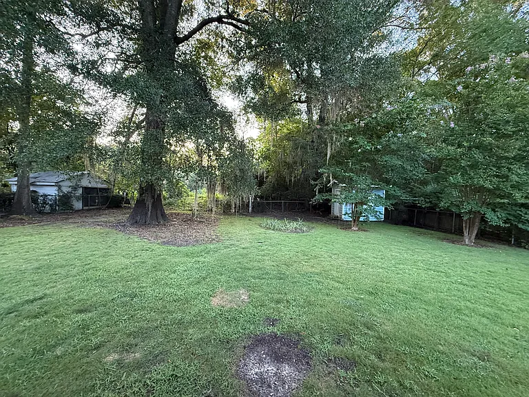 218 Hummingbird Ln — Photo 24