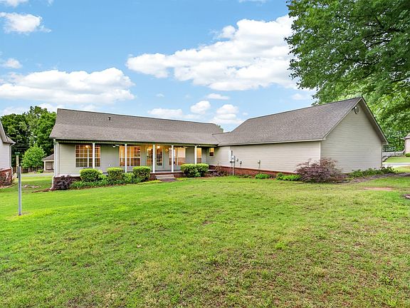 3rd image of 50 Morgan Dr