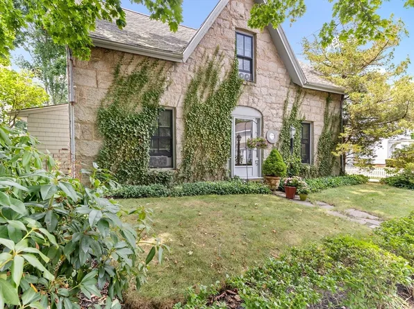 75 Center St, North Easton, MA 02356