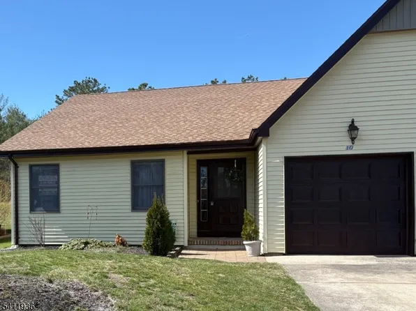 10 Cedar Ave, Stafford Twp., NJ 08050