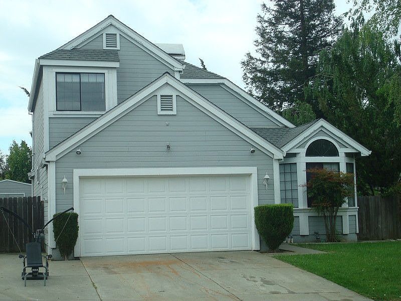 1st image of 2521 Vista Grande