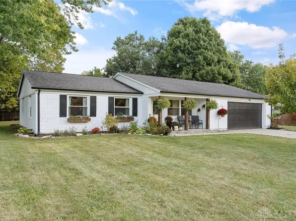 716 Robindale Dr, Waynesville, OH 45068