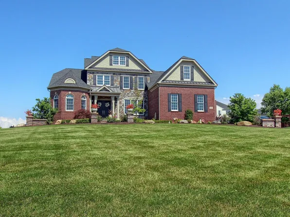 3913 Grand Oaks Blvd, Oakland, MI 48363