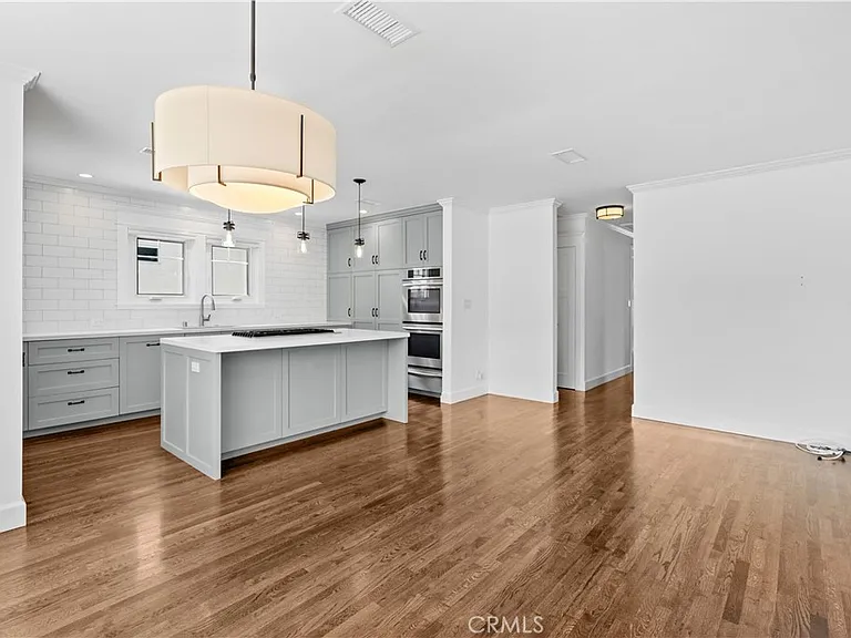 659 W Sycamore Ave — Photo 9