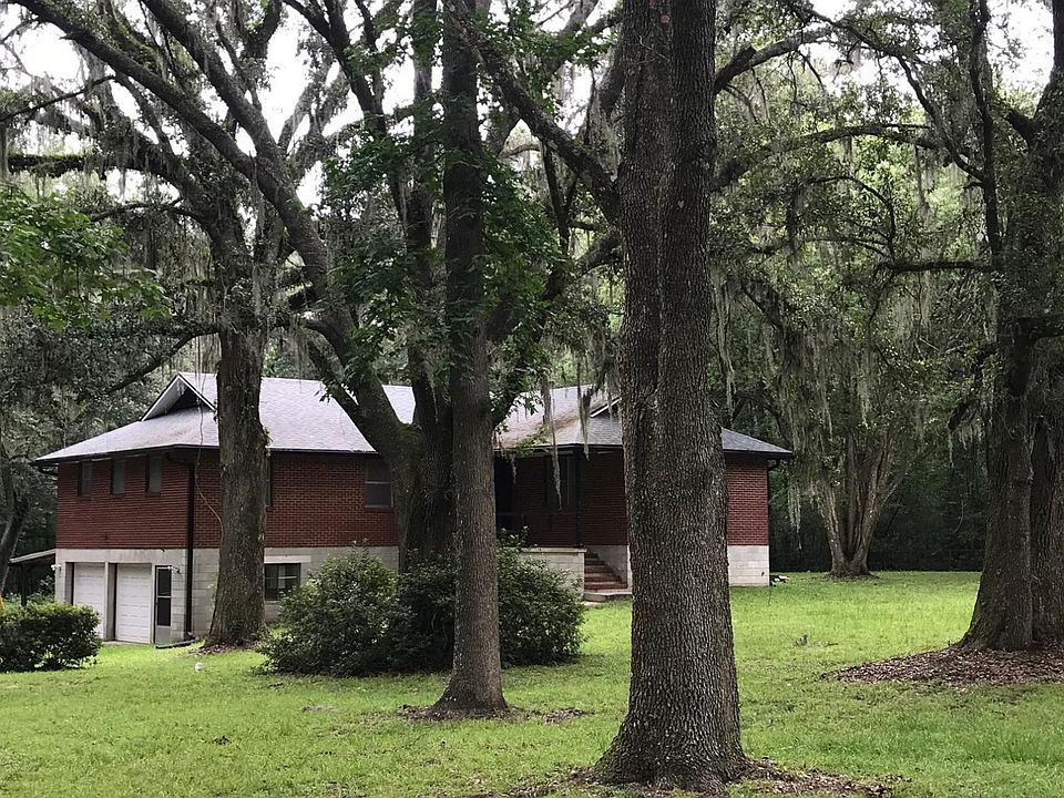 1st image of 2061 Wisteria Ln