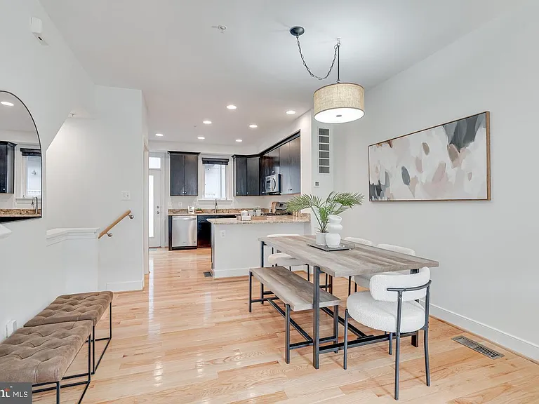 2947 Stella Blue Ln — Photo 4