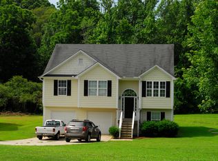 9875 Rivercliff Ln, Villa Rica, GA 30180