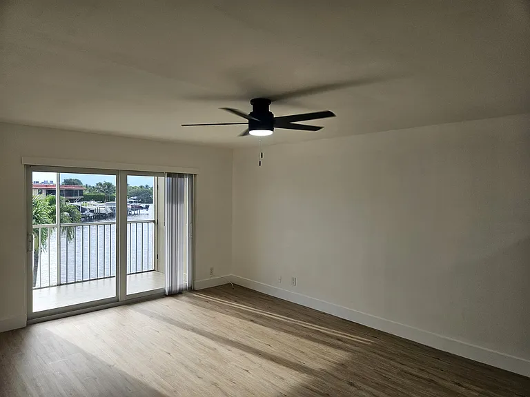 630 Southwind Cir #12 — Photo 11