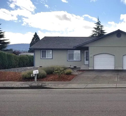 697 W Fir St Photo 1 697 W Fir St Photo 1