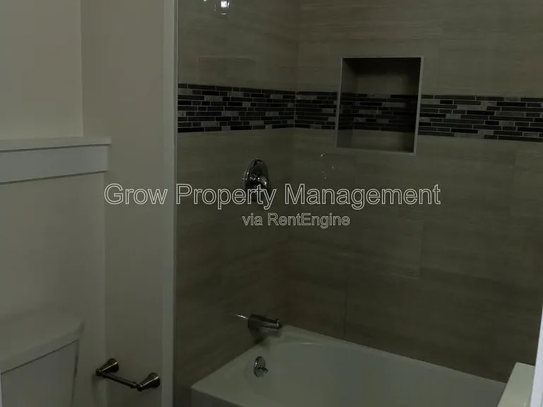 2127 N 9th St #1 — Photo 11
