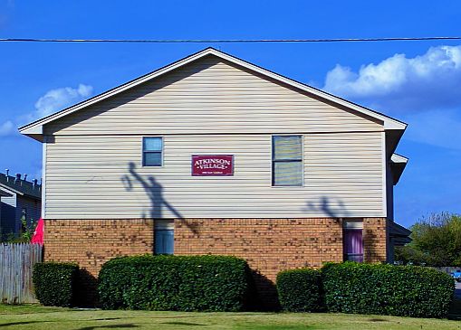 1st image of 1901 E Lindsey St APT 4A