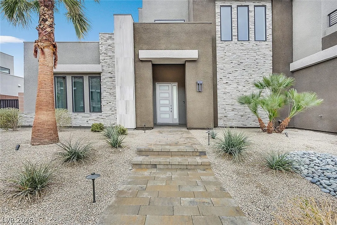 Building Photo - 4008 Desert Trace Ct