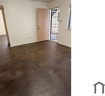 3601 Wellesley Dr NE #1 — Photo 3