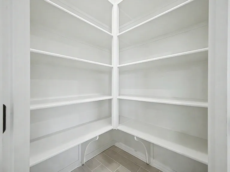 5737 W Getty Dr — Photo 17