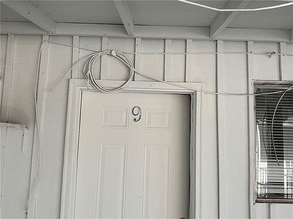 2nd image of 2401 Pasadena Ave APT 9