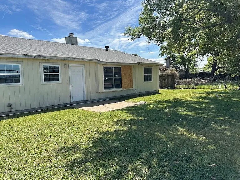 8607 Sherrywood Dr — Photo 11