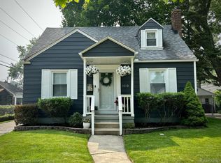 1013 Grove Ave, Royal Oak, MI