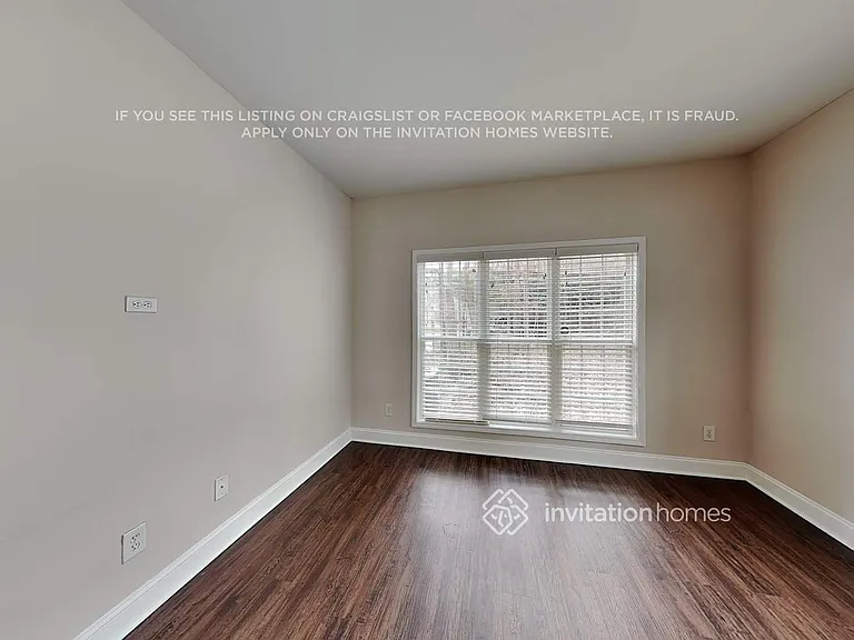 625 Excalibur Ct SE — Photo 22