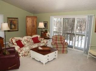 16720 N Manor Rd, Eden Prairie, MN 55346