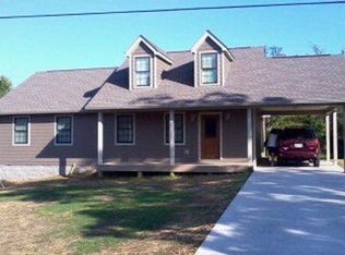 104 Oak Crest Dr, Tennessee Ridge, TN 37178