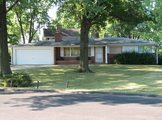 1425 Starling Dr, Saint Louis, MO