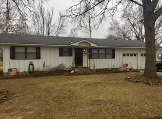327 N Adair St, Vinita, OK 74301