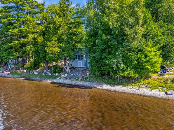 20 Pondview Court, Pittsfield, ME 04967