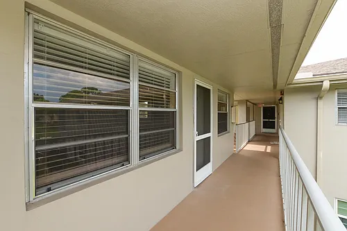8 Lake Vista Trl #205 Photo 1