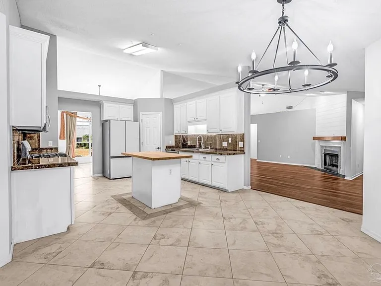 1764 Condor Dr — Photo 38