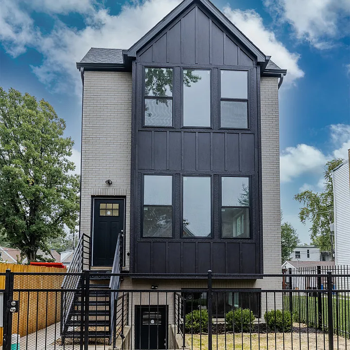 535 N Lawndale Ave #2