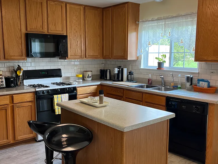 2924 Impressions Dr — Photo 6