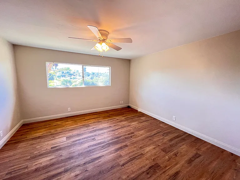 1626 York Dr — Photo 21