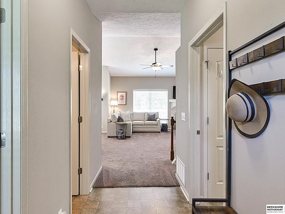 4th image of 5060 N 165th St