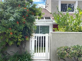 25711 Tournament Rd, Santa Clarita, CA 91355