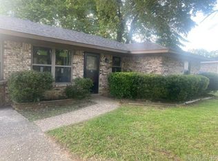 516 Wicker Ln, N Little Rock, AR 72117