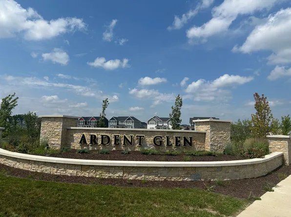 1674 Happy Trails Rd, Verona, WI 53593