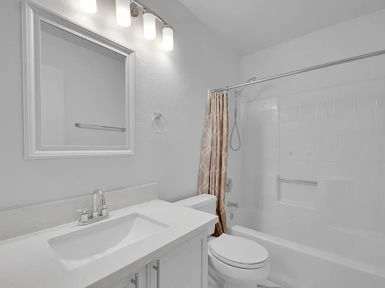 2505 Sea Venture Dr — Photo 5