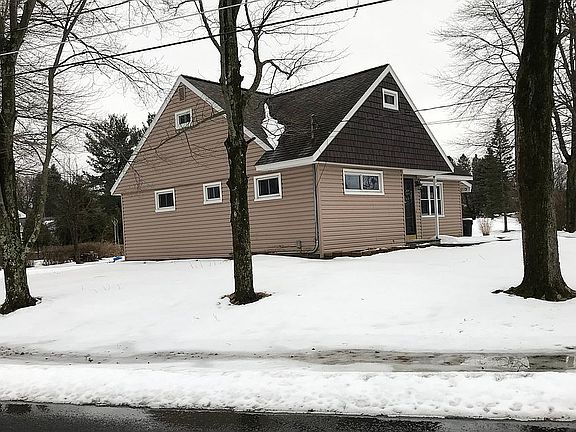 4th image of 15 Haven Ln