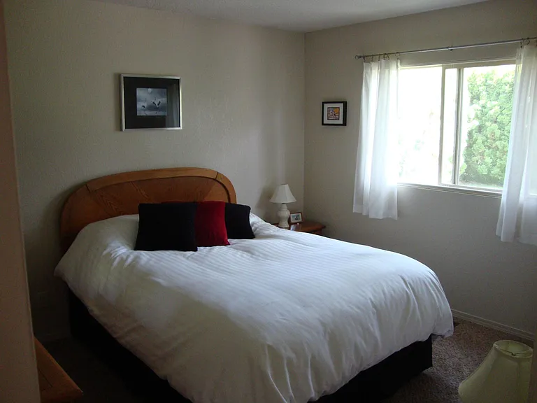1831 Fairway Dr — Photo 7