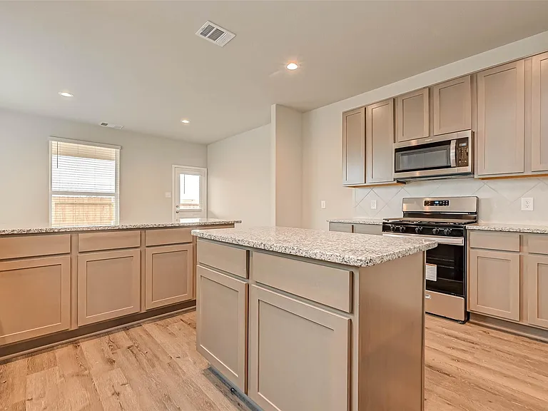 2507 Steelhead Dr — Photo 9