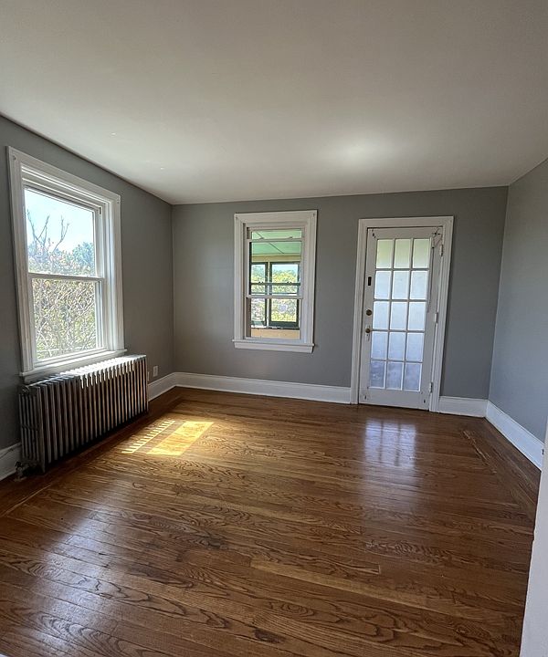 1st image of 240 Saratoga St #6