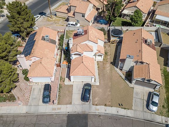4th image of 5750 Yerington Ave