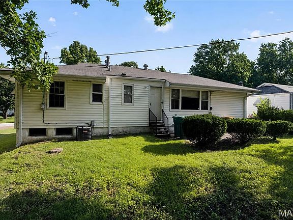 4th image of 1232 Addison Dr
