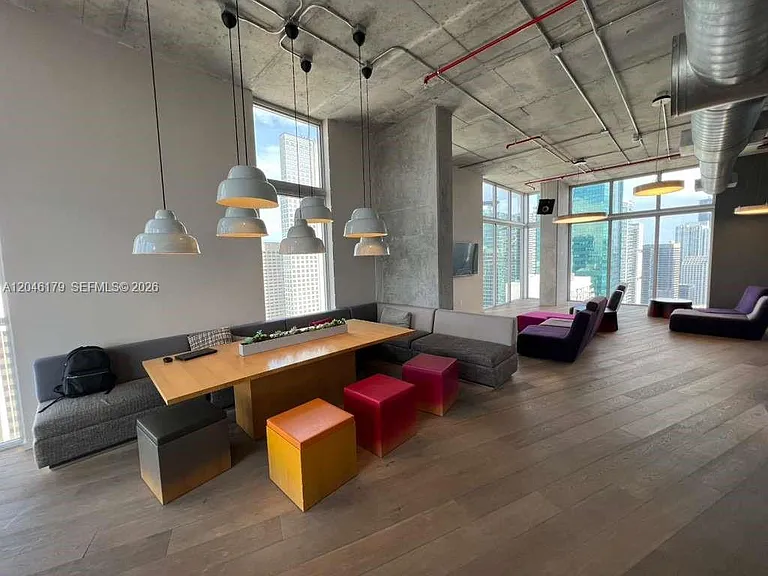 151 SE 1st St #Penthouse 07 — Photo 16