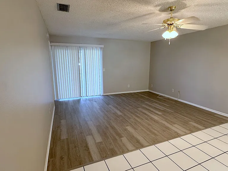 5401 Britwell Ct — Photo 3