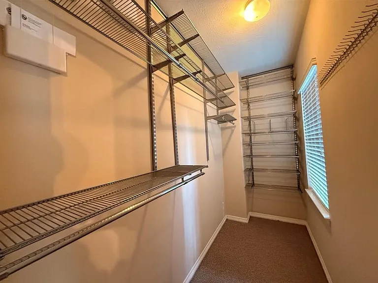 815 Sterling Creek Cir — Photo 15