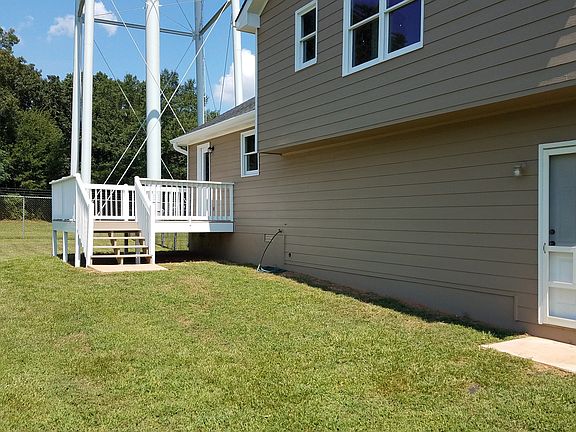 5th image of 169 Northridge Dr #1