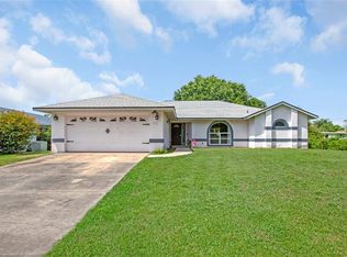 800 Shamrock Dr, Sebring, FL 33875