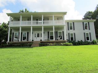 1353 Old Walton Rd, Monterey, TN 38574